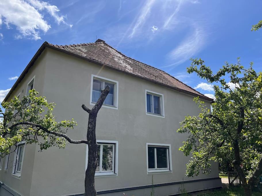 Wunderschoene Wohnung In Perfekter Lage Hilpoltstein Exterior photo